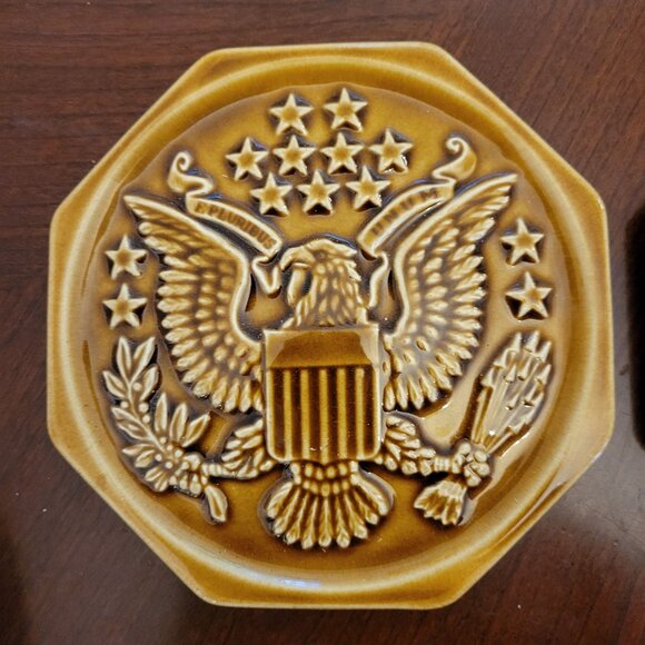 Set Of Two Vintage Harker Rockingham Ceramic Eagle Octagonal Shape Raised Eagle - Picture 2 of 4